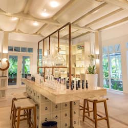Body treatments, beach massages, body scrubs, facials, 4 treatment rooms