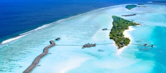 LUX* South Ari Atoll