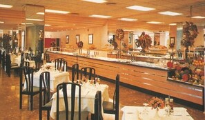 Der serveres morgenmad, frokost og aftensmad