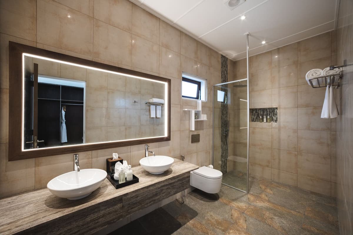 Two Bedroom Beach Villa | Bathroom