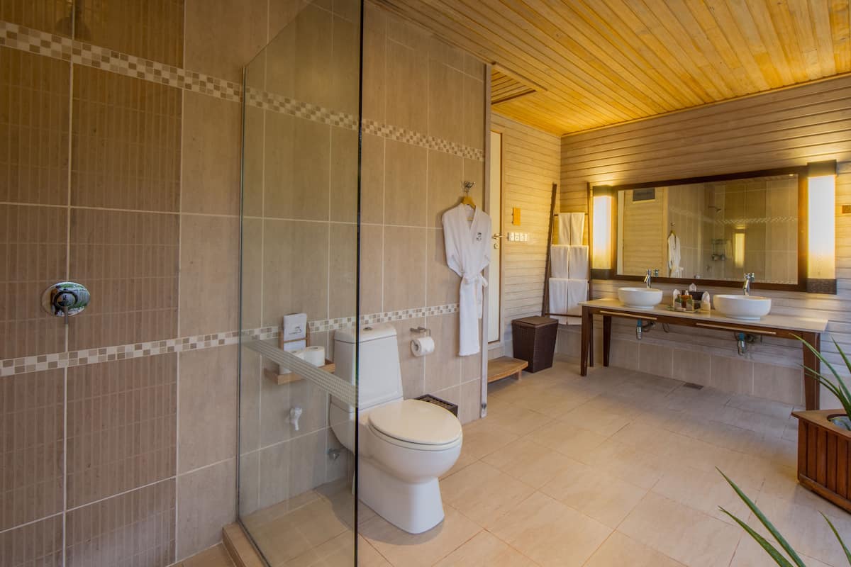 O Beach Villa | Bathroom