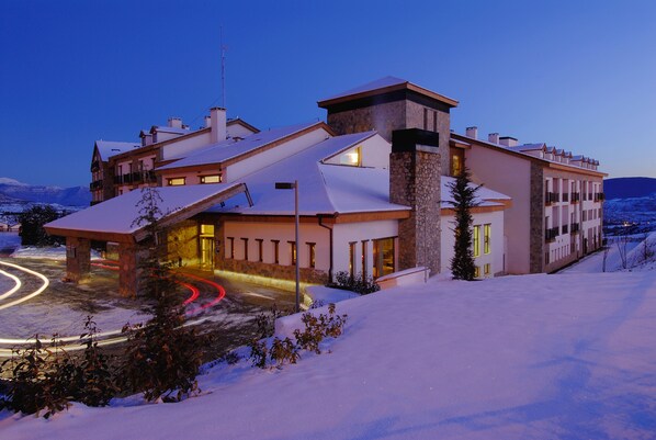 Mặt tiền nơi lưu trú