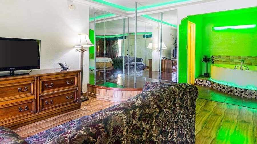 Magnuson Hotel Little Rock South