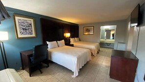 Suite, 2 Double Beds, Non Smoking, Kitchenette