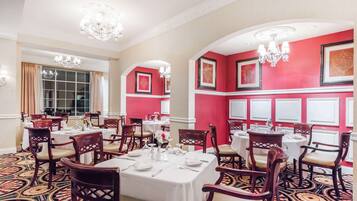 Daily buffet breakfast for a fee