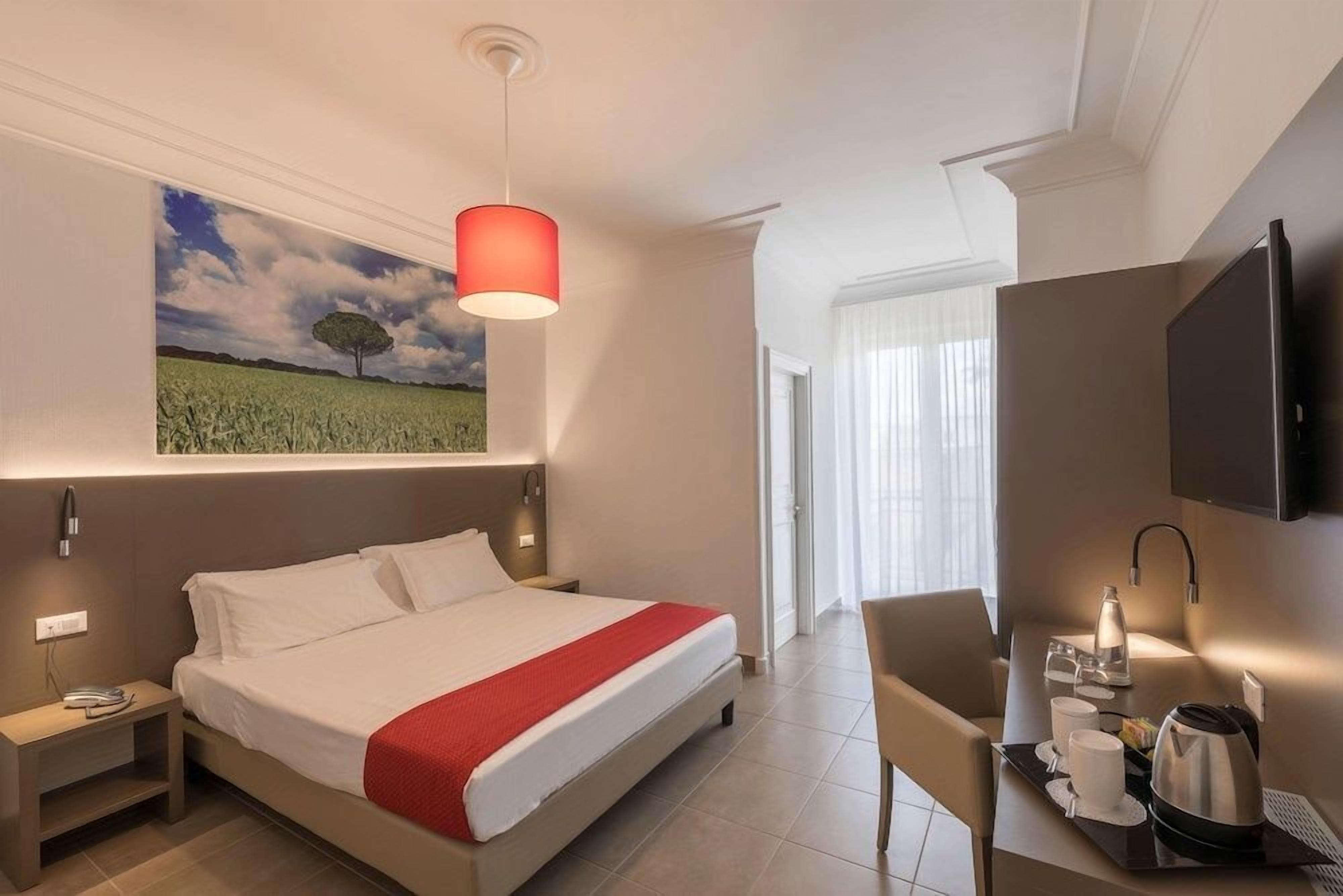 Premium bedding, down comforters, minibar, in-room safe