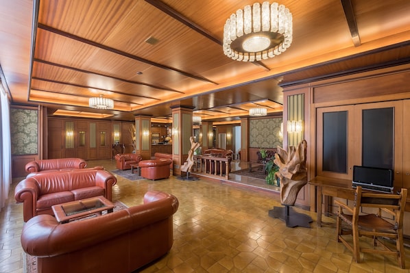 Hall