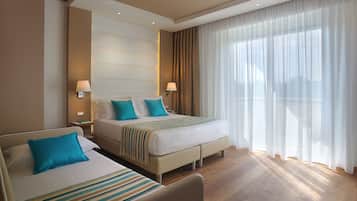 Deluxe Triple Room, 1 Bedroom, Balcony