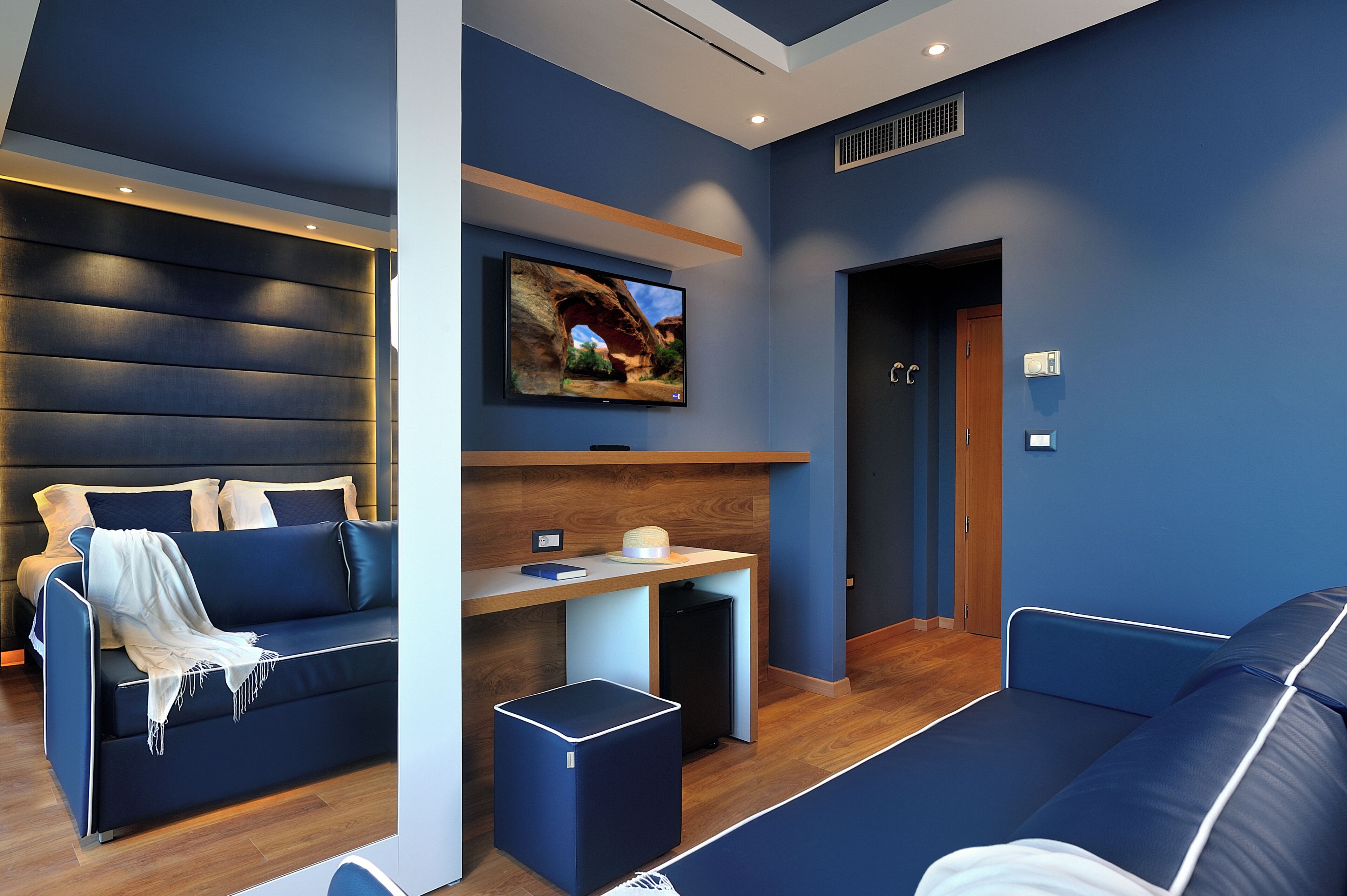 1 bedroom, minibar, in-room safe, desk