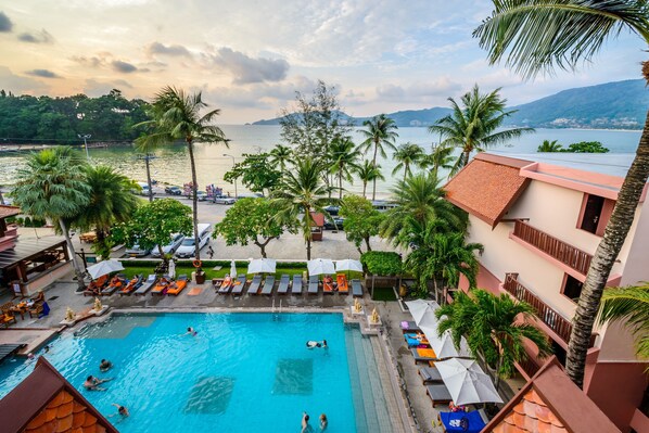 Aerial view - Seaview Patong Hotel (Patong)