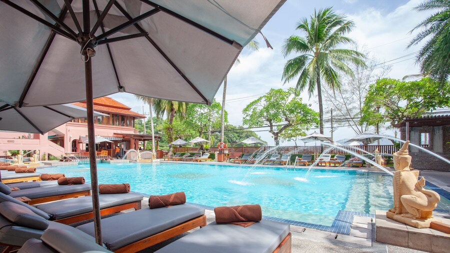 Seaview Patong Hotel