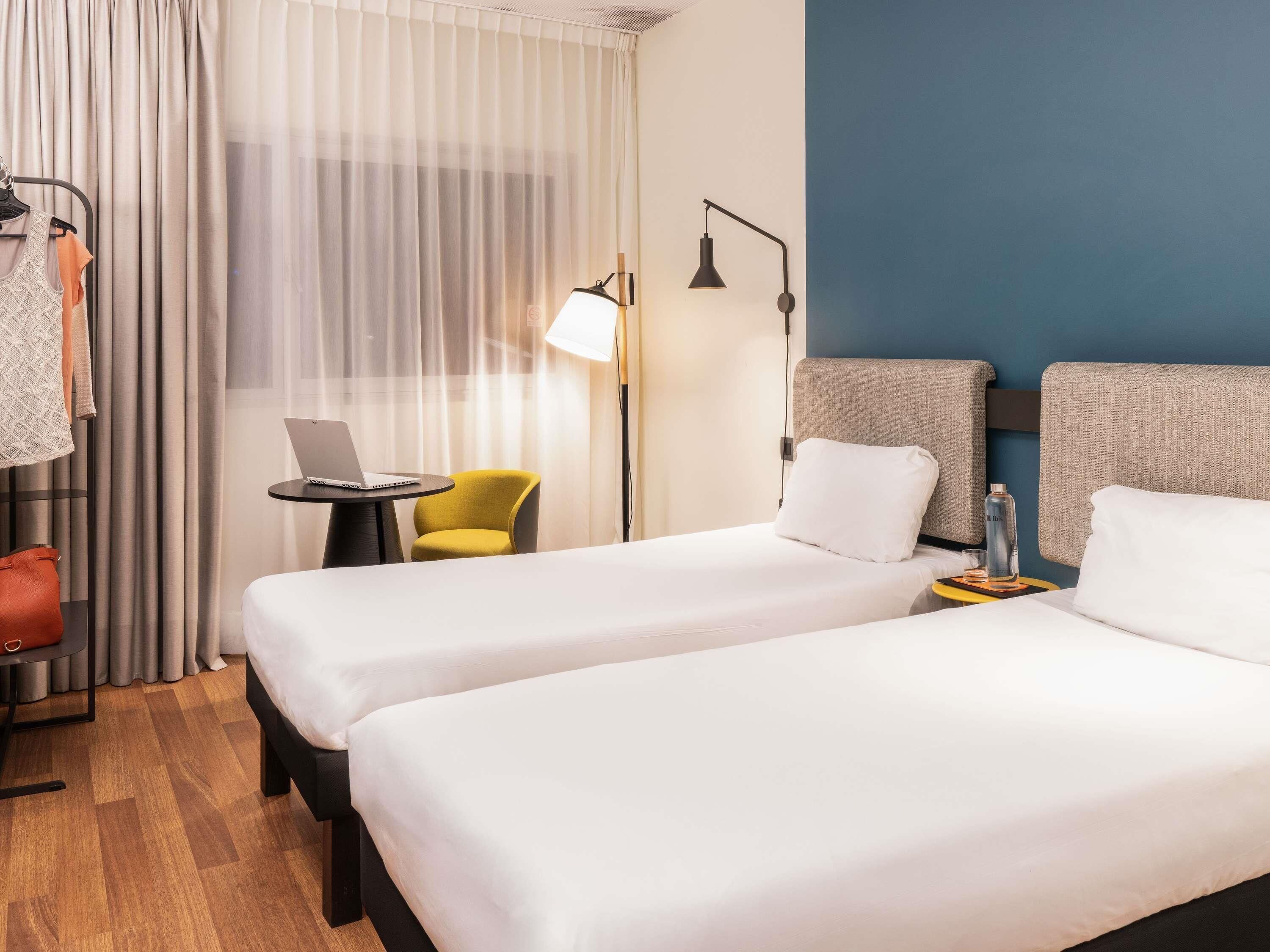 Superior Twin Room, 2 Twin Beds | Down comforters, in-room safe, desk, laptop workspace