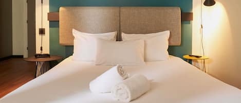 Couette en duvet d'oie, coffres-forts dans les chambres, bureau