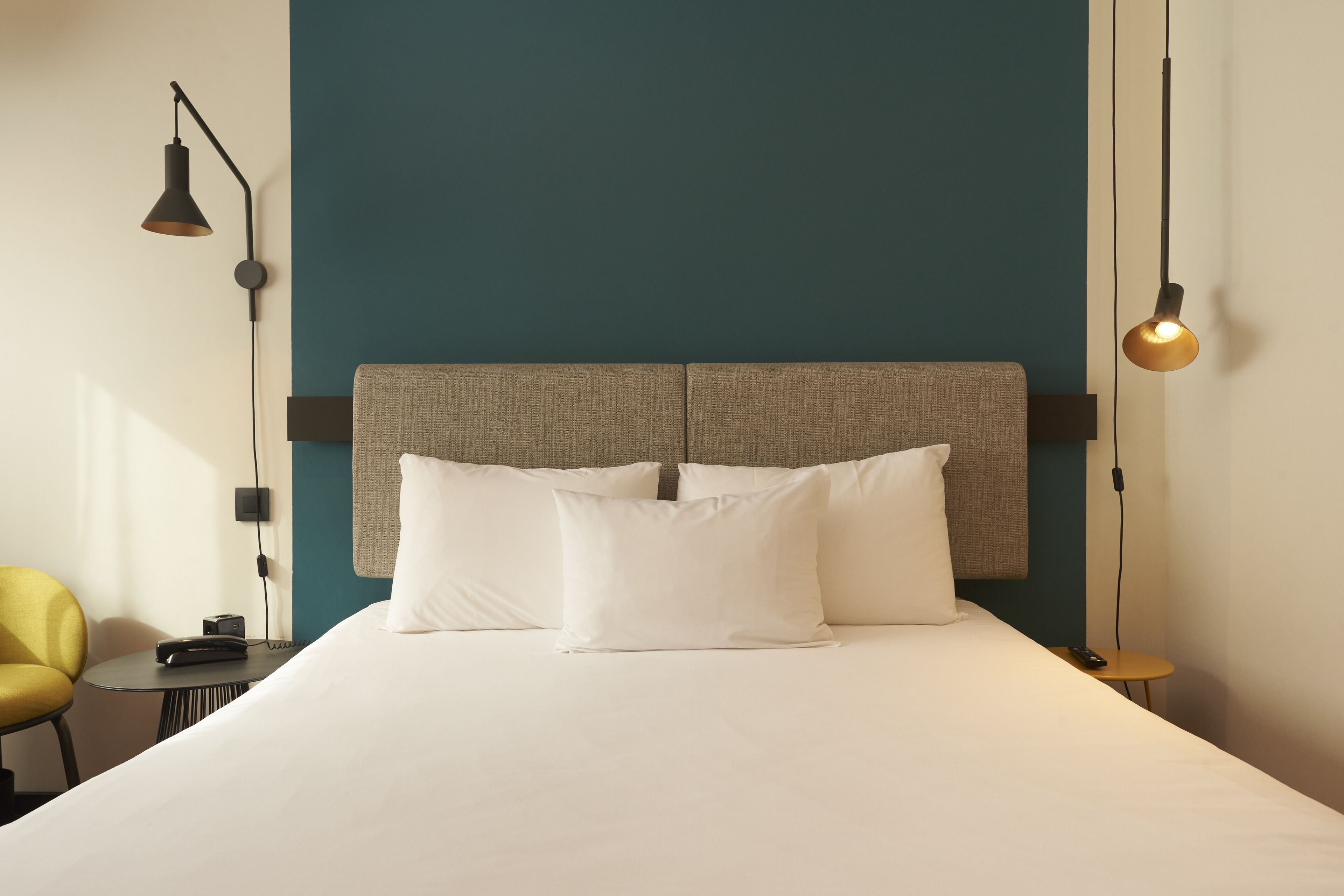 superior room, 1 double bed | down duvets, in-room safe, desk, laptop workspace