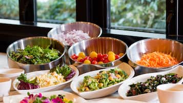 Café da manhã com buffet diário (JPY 3520 por pessoa)