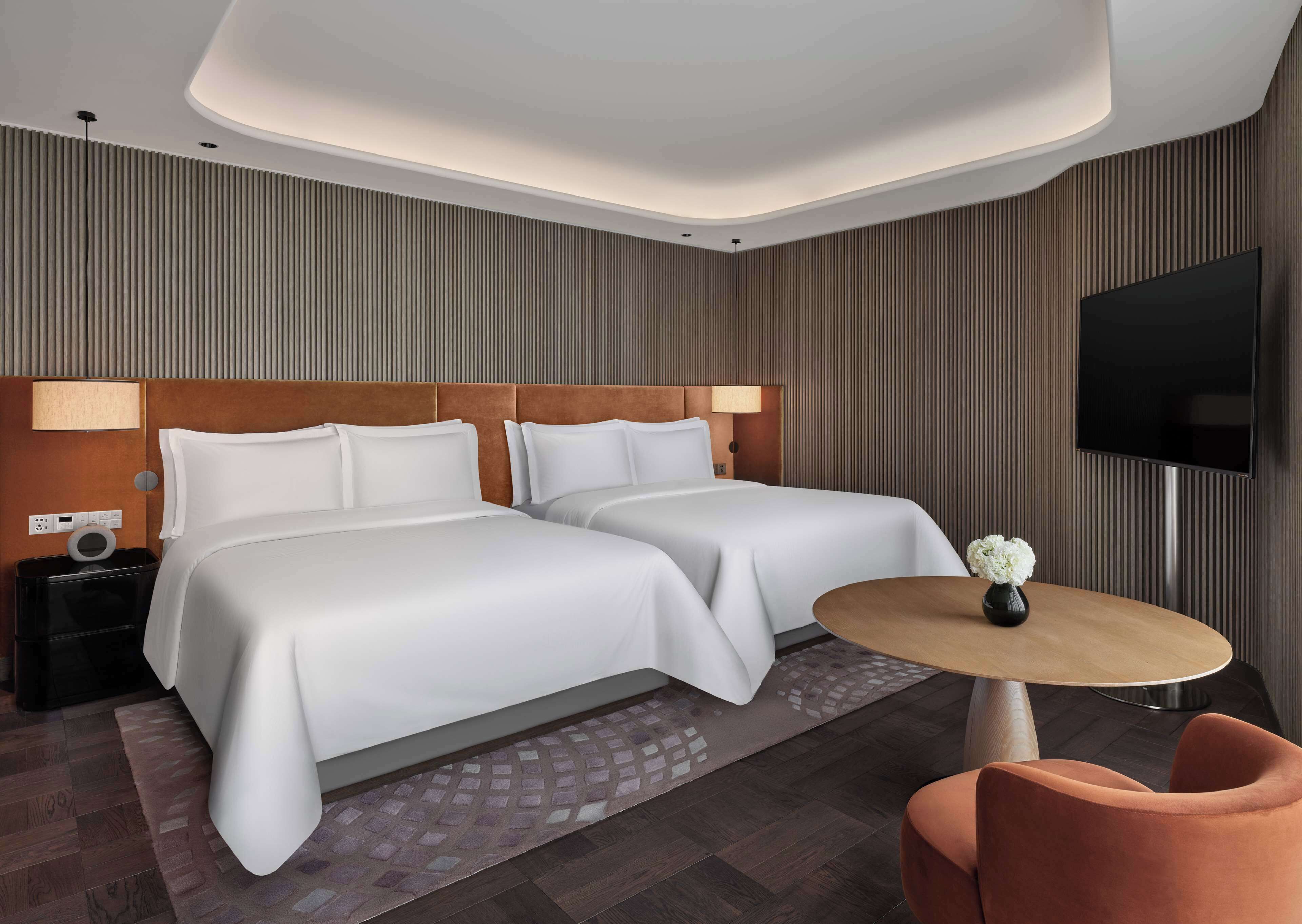 1 bedroom, premium bedding, minibar, in-room safe