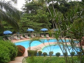 Outdoor pool - Hotel Villa Teca (Manuel Antonio)
