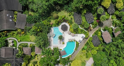 Hotel Lomas del Volcán