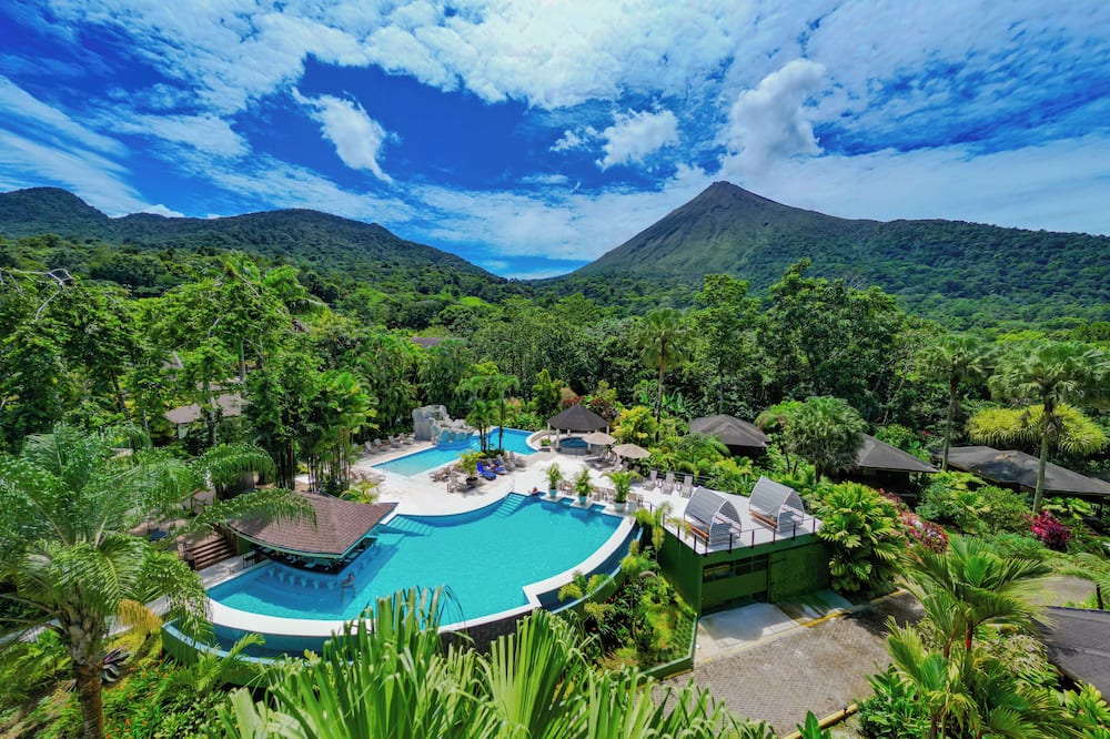Hotel Lomas del Volcán
