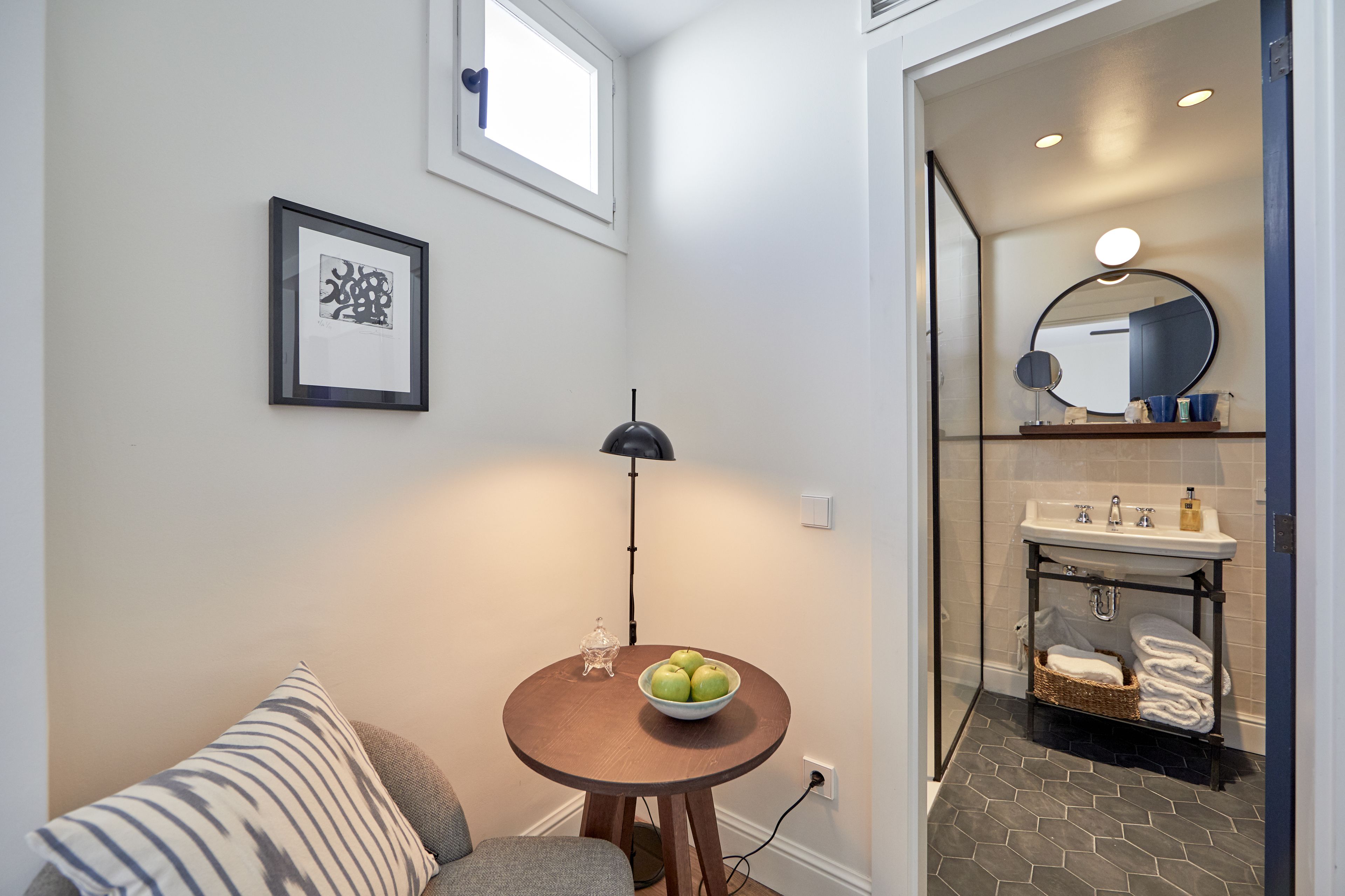 premium bedding, down duvets, minibar, in-room safe