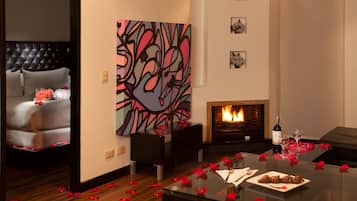 Premium bedding, down comforters, pillowtop beds, minibar