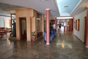 Lobby - Astron (Kos)