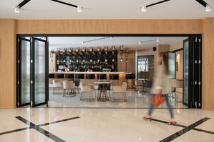 Bar (en el alojamiento)