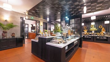 2 間餐廳;供應早餐