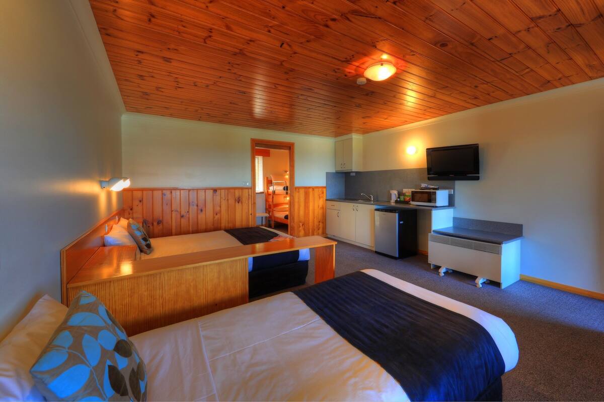Family Seaview Studio | Minibar (some free items), desk, laptop workspace, iron/ironing board