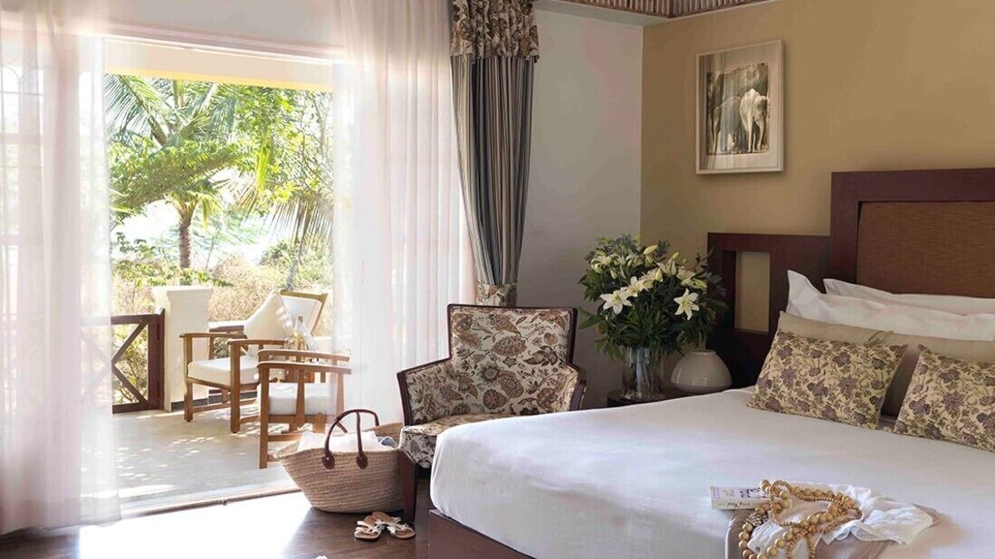 waterfront verandah | minibar, in-room safe, desk, rollaway beds