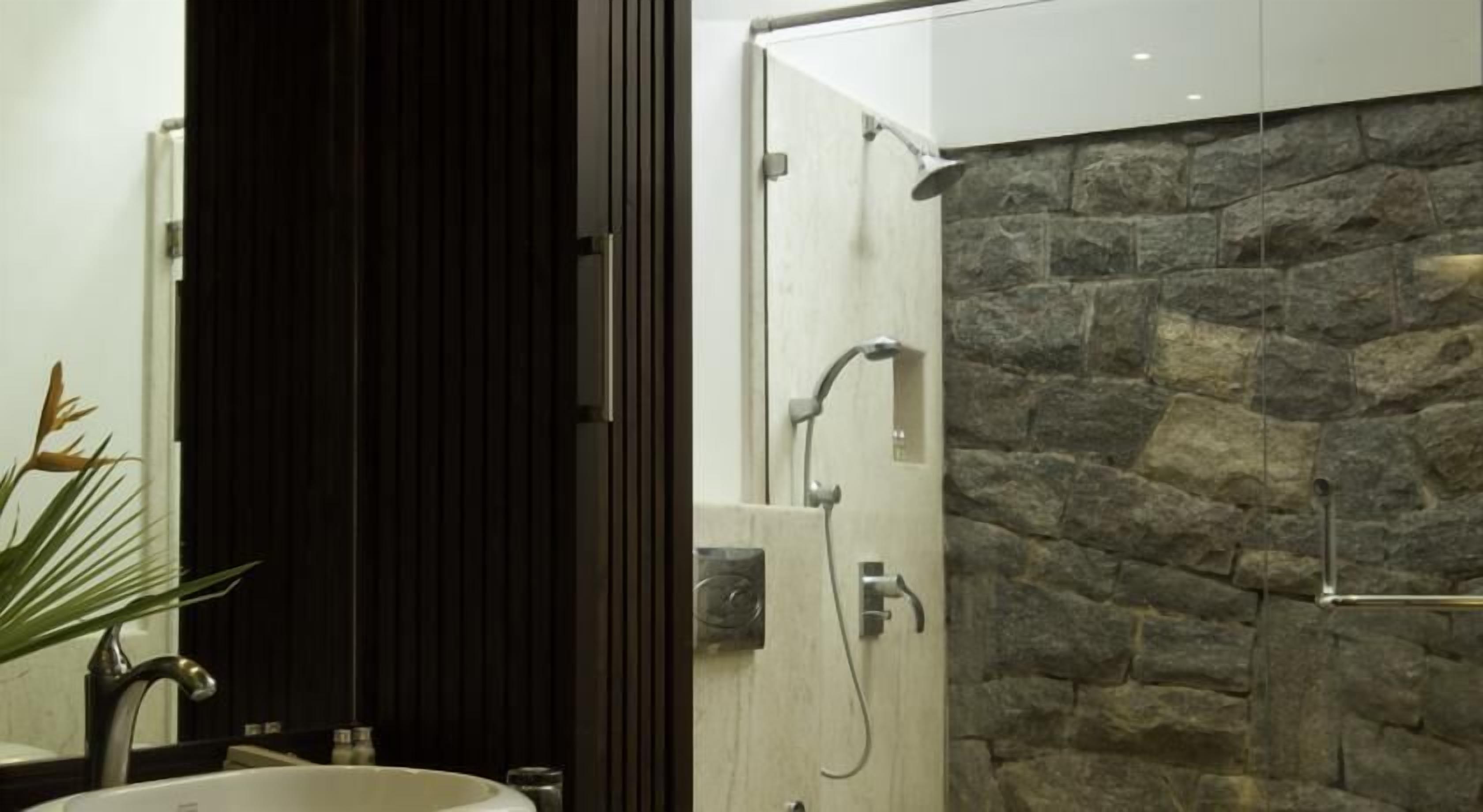 residence | bathroom | shower, free toiletries, hair dryer, bathrobes