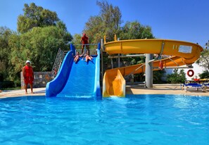 Seasonal outdoor pool, open 9:00 AM to 6:00 PM, pool umbrellas - Apollonia Beach Resort & Spa (Malevizi)