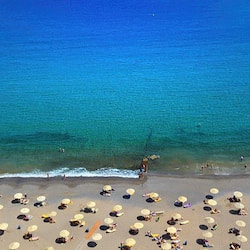 Private beach, sun-loungers, beach umbrellas, beach towels