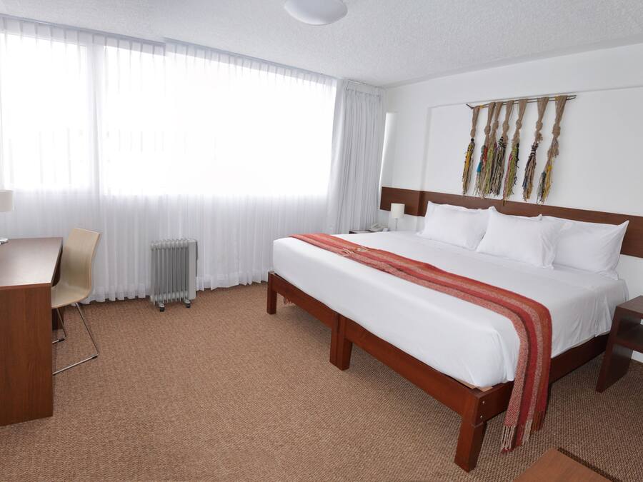 Superior Double or Twin Room | In-room safe, desk, free WiFi, bed sheets