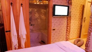 Turkish bath/hammam, massages