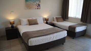 Habitación | 1 habitación, tabla de planchar con plancha, wifi gratis y ropa de cama