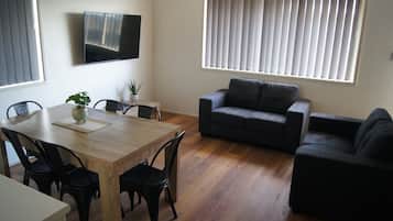 2 Bedroom Fully Self-Contained Apartment | Living area