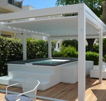 Idromassaggio all'aperto