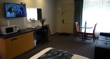 Victoria Lodge Motor Inn And Apartments