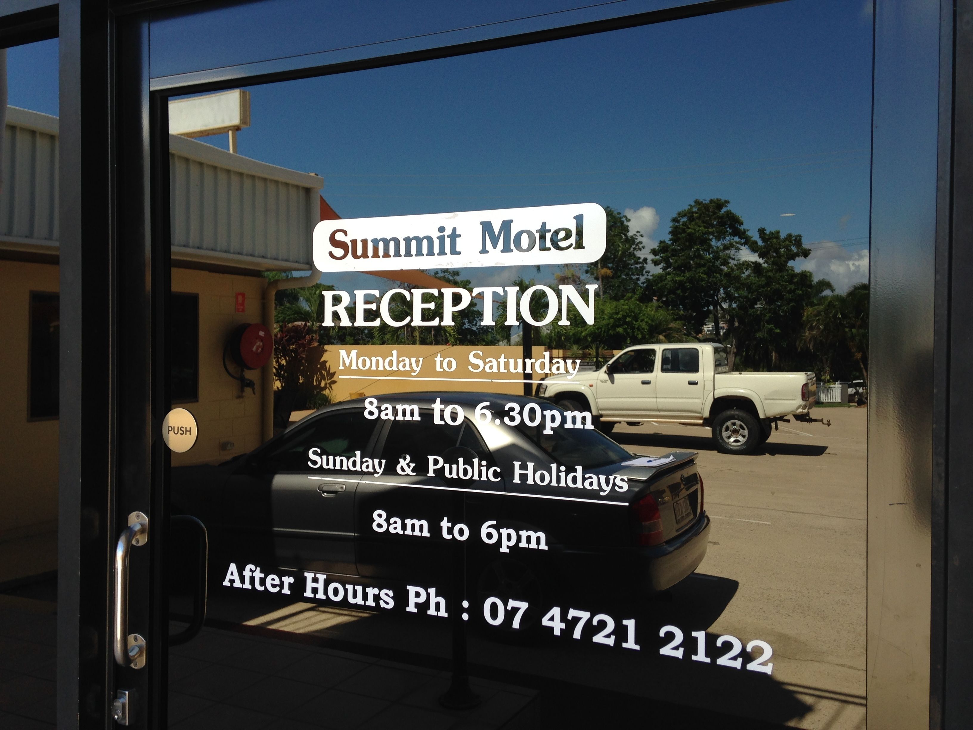 Foto - Summit Motel