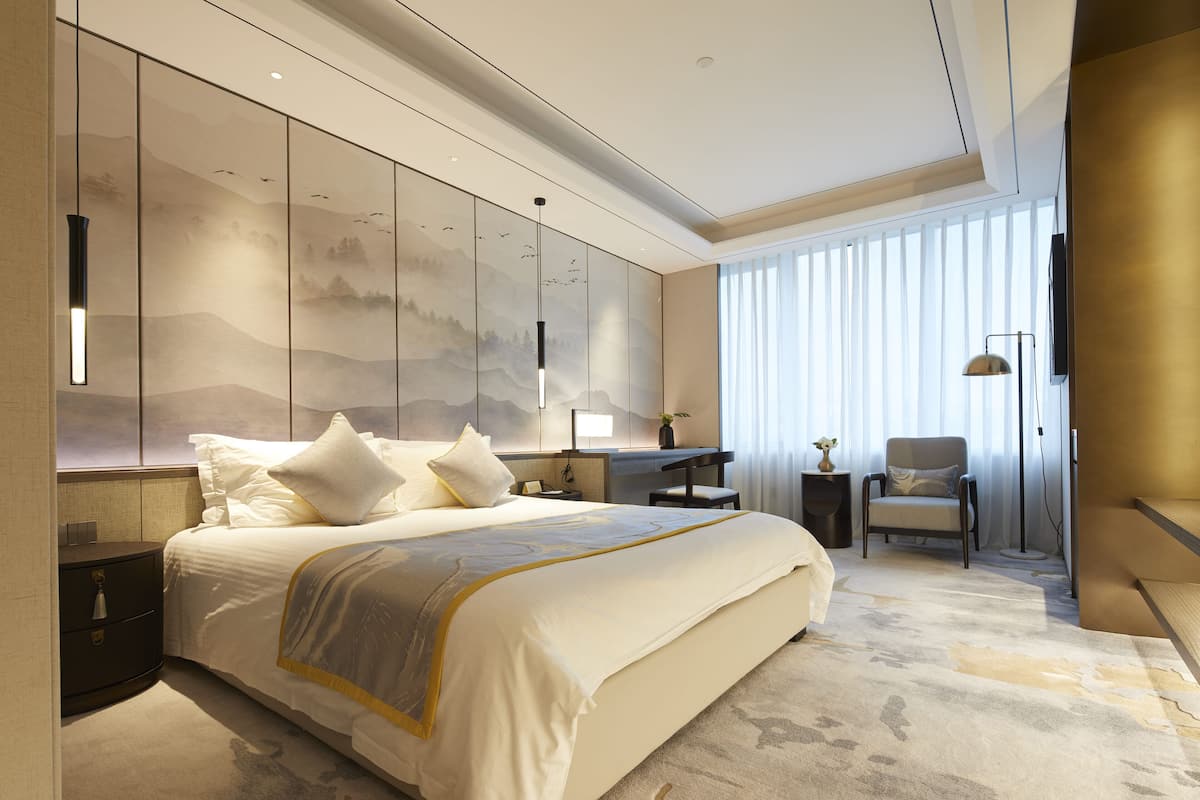 Deluxe King With View | In-room safe, desk, blackout drapes, free WiFi
