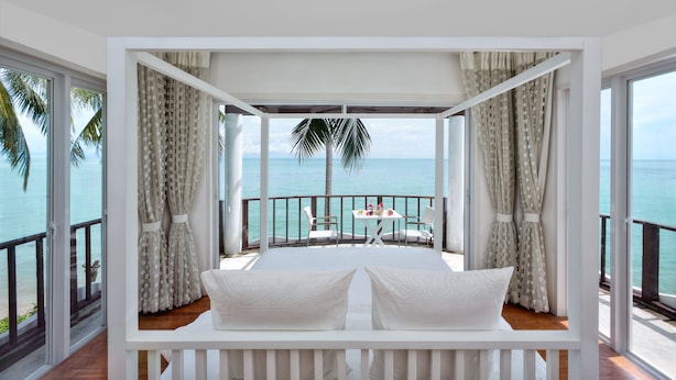 Beachfront Deluxe & Spa Treatments