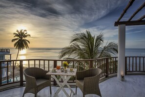 Ocean Panoramic Penthouse & Spa Treatments | View from room - Villa Nalinnadda Petite Hotel & Spa - Adults Only (Koh Samui)