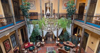 Mansión Alcázar Boutique Hotel