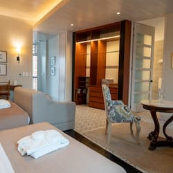 Suite Exclusive, letti multipli, cucina, al piano executive | 1 camera, biancheria da letto di alta qualità, una cassaforte in camera