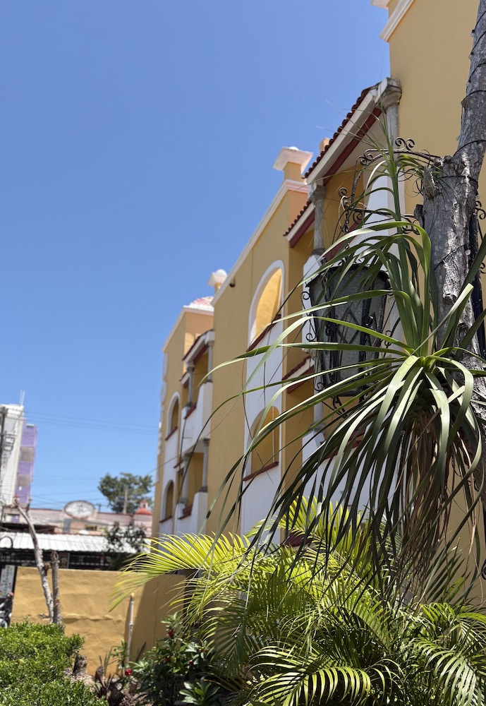 Suites Cancun Center by null