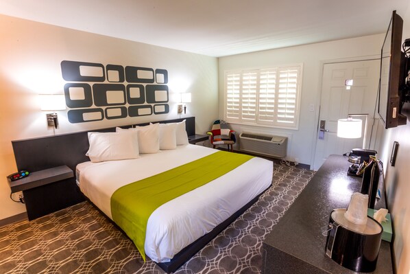 تلفزيون بشاشة مسطحة بحجم 42-بوصة يعرض قنوات تلفزيونية رقمية، تلفزيون