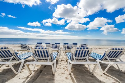 Edgewater Beach Resort, a VRI resort