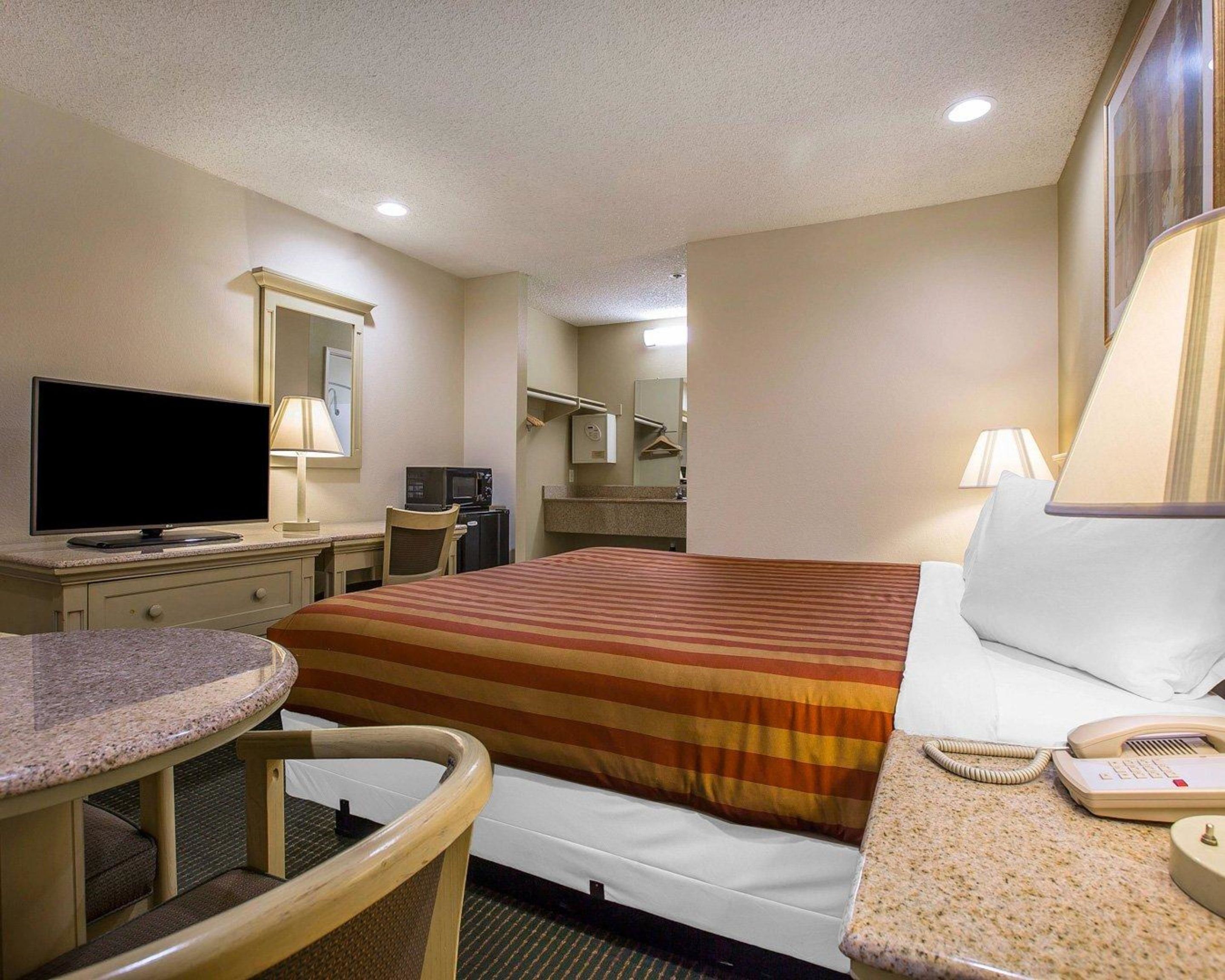 Photo - Rodeway Inn Santee San Diego East