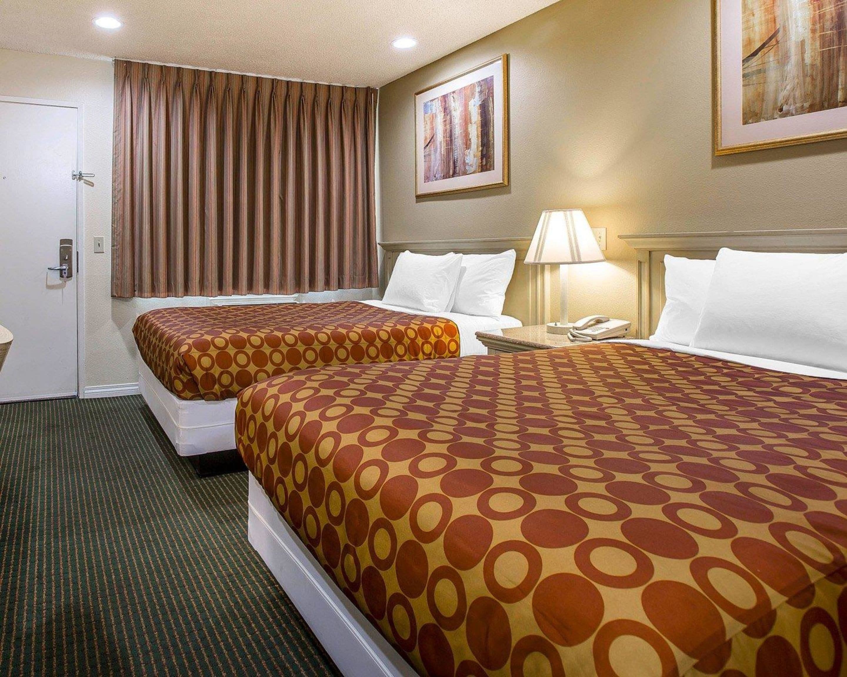 Photo - Rodeway Inn Santee San Diego East